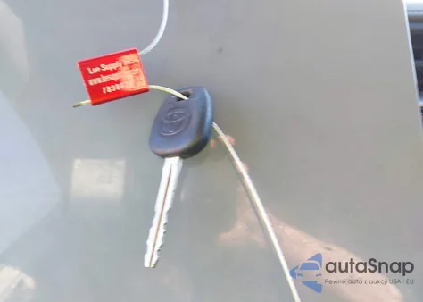 2015 Toyota Corolla L z USA, uszkodzony, nr VIN 2T1BURHE3FC273093